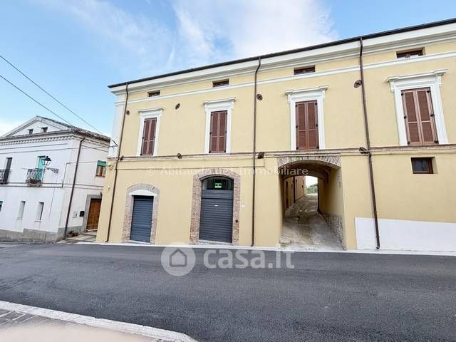 Casa indipendente in residenziale in Via Egidio Bottini