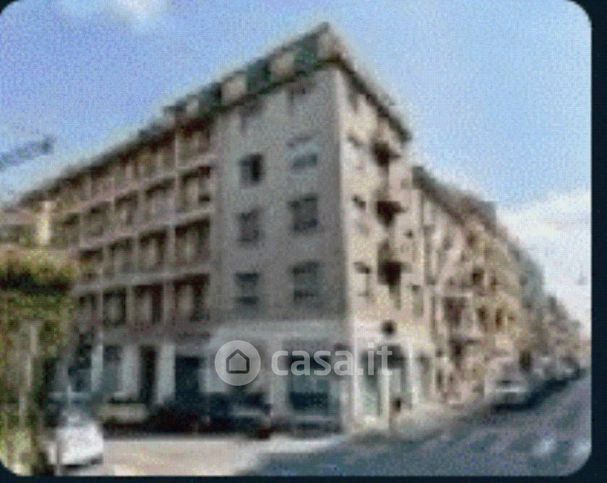 Ufficio in commerciale in Via Luigi Galvani 18