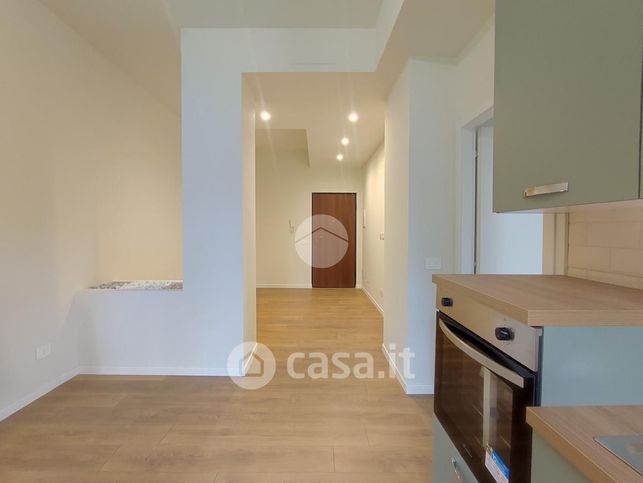 Appartamento in residenziale in Via Francesco Martinengo 20