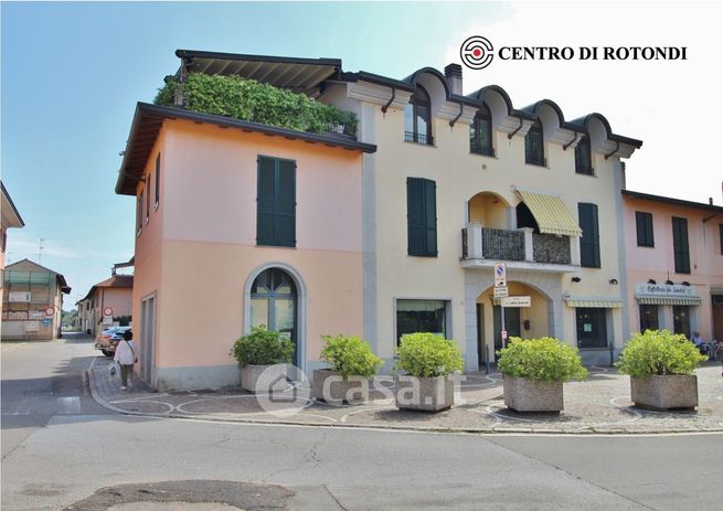 Appartamento in residenziale in Piazza Don Carlo Bianchi 5