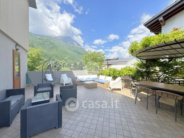 Appartamento in residenziale in Via Foppo 39