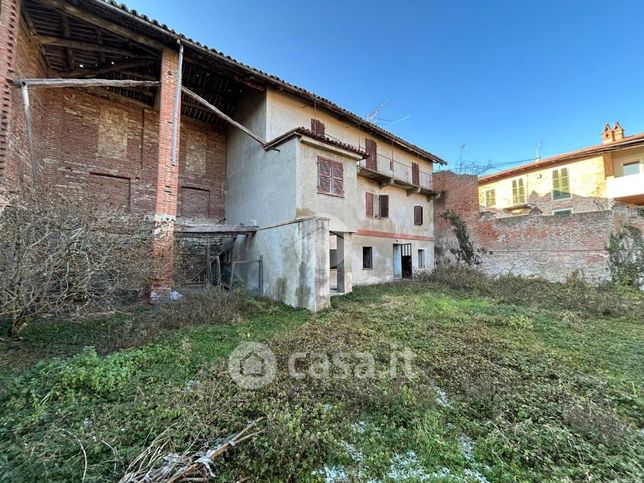 Rustico/casale in residenziale in Via Roma 98