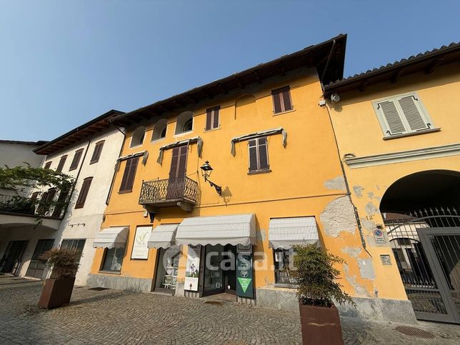 Attico/mansarda in residenziale in Piazza Palazzo Civico 4