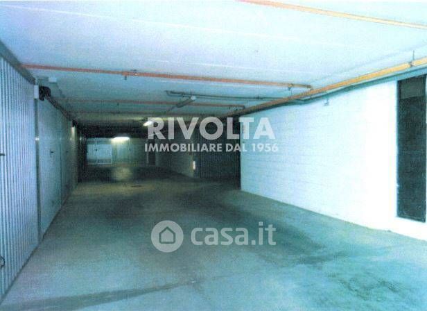 Box/posto auto in residenziale in Via Montebruno 29