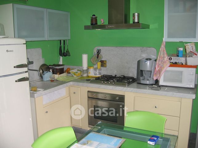 Appartamento in residenziale in Via Serra