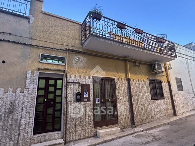 Casa indipendente in residenziale in Via XXIV Maggio 68