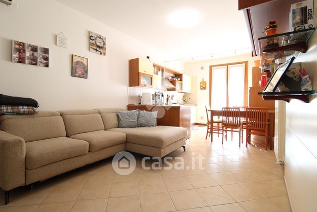 Appartamento in residenziale in Via Venturini 25