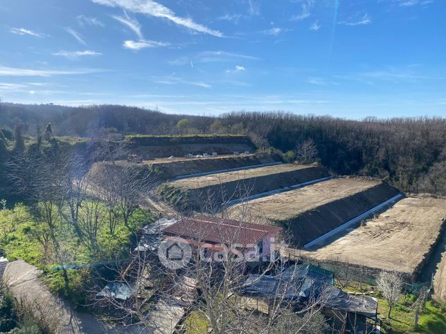 Terreno agricolo in commerciale in Via Comunale Margherita