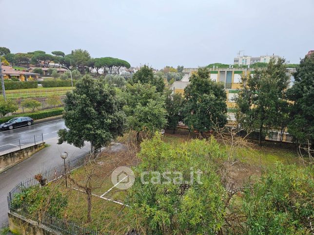 Appartamento in residenziale in Via Litoranea