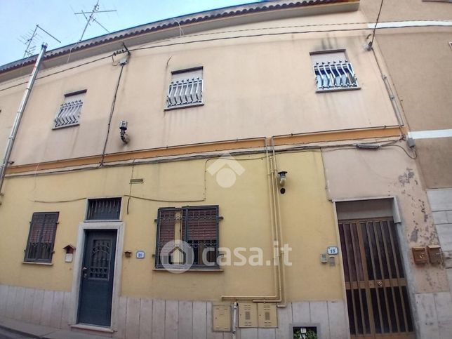 Appartamento in residenziale in Via Monte Nero 18