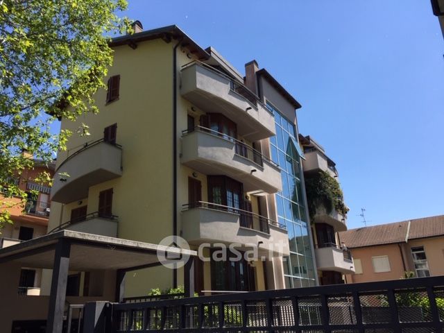 Appartamento in residenziale in Via Dante 36
