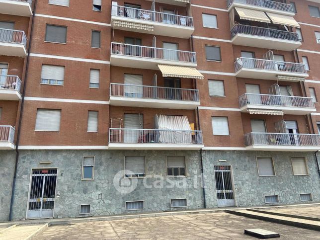 Appartamento in residenziale in Via Manzoni 17