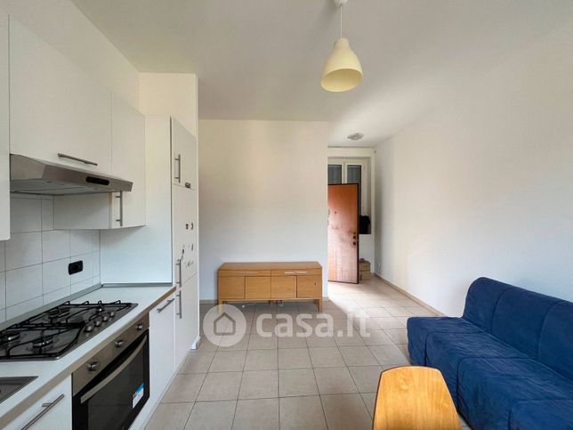 Appartamento in residenziale in Via Giuseppe Candiani 131