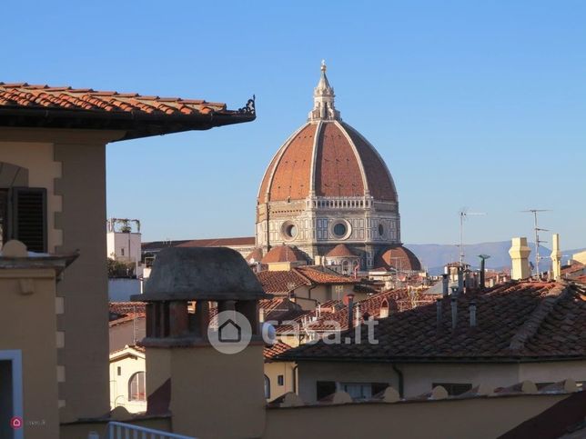 Ufficio in commerciale in Piazza di Santa Croce