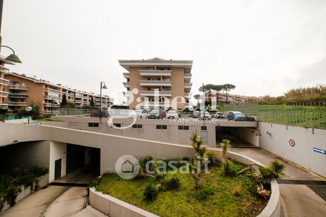 Garage/posto auto in residenziale in Viale Italo Calvino