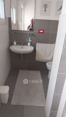 Casa indipendente in residenziale in Via del Mare