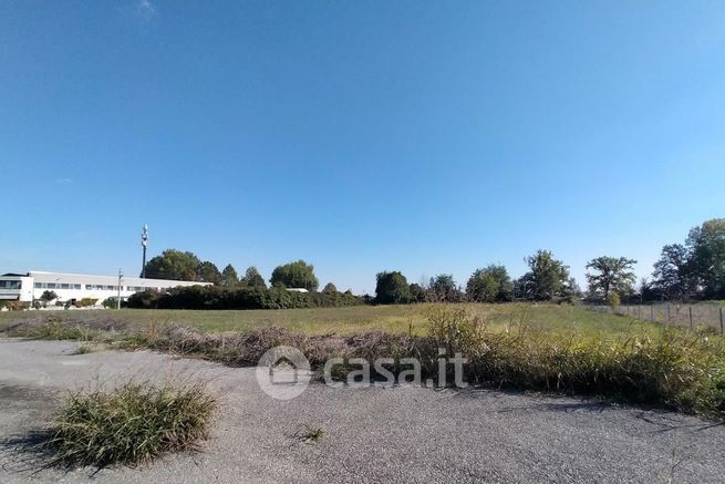 Terreno edificabile in residenziale in Via Circonvallazione 2a