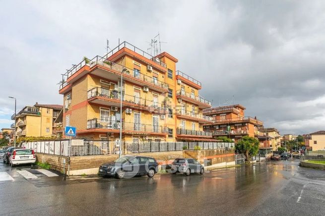 Appartamento in residenziale in Via Corleone 30