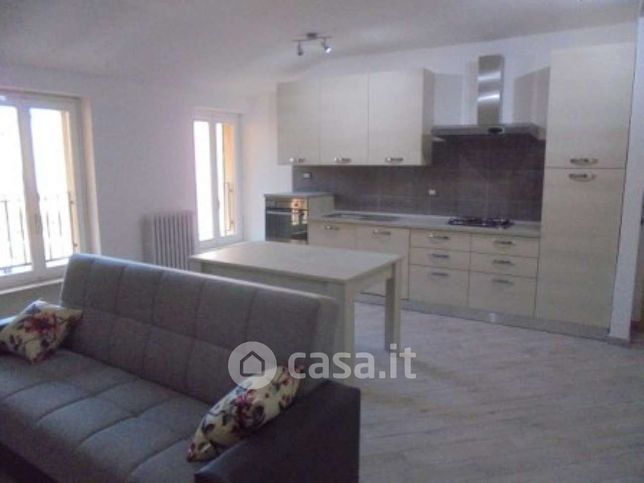 Appartamento in residenziale in Via bagatta 13