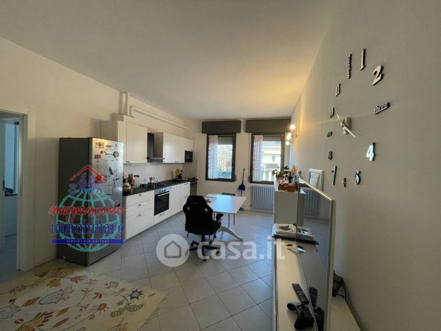 Appartamento in residenziale in Circonvallazione Est 23