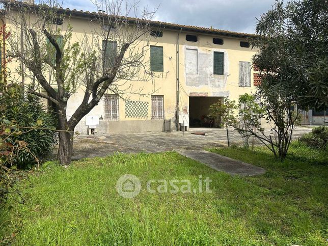 Casa indipendente in residenziale in Via Sandei 48