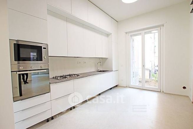 Appartamento in residenziale in Via Antonio Ghislanzoni