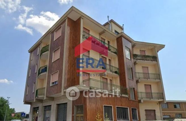 Appartamento in residenziale in Via Resegone 1