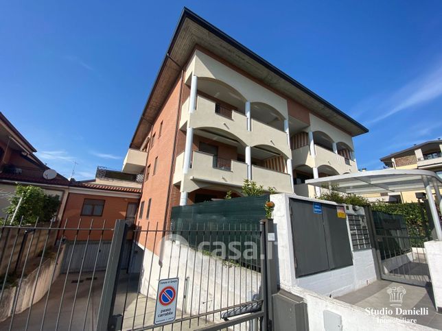 Appartamento in residenziale in Via Livio Colzani 88