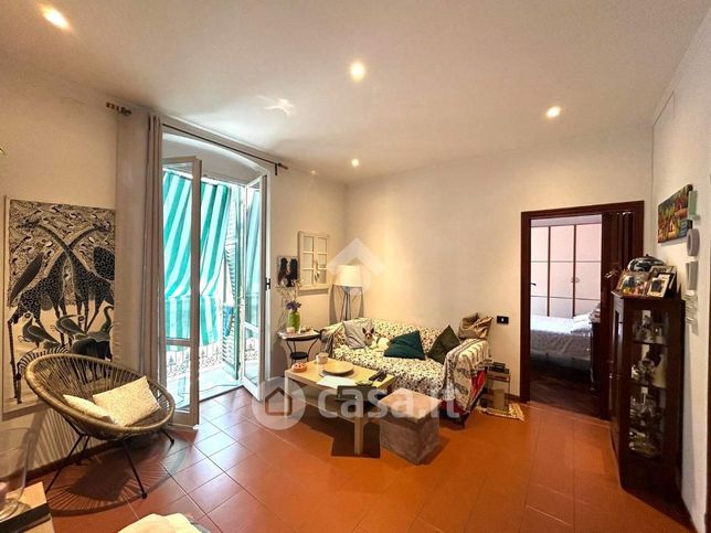 Appartamento in residenziale in Via Pellegrina Amoretti 2