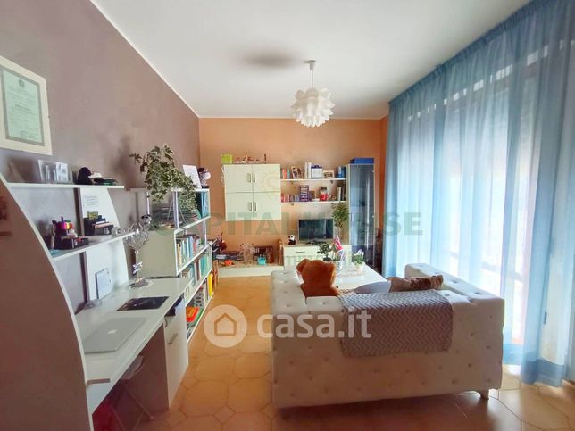 Appartamento in residenziale in Via Chini