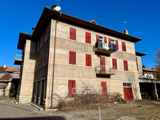 Casa indipendente in residenziale in Via alla Pineta 5