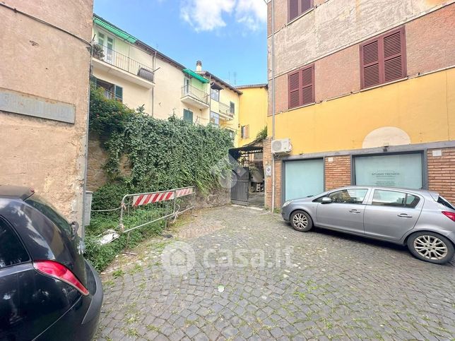 Garage/posto auto in residenziale in Vicolo del Vantaggio 3