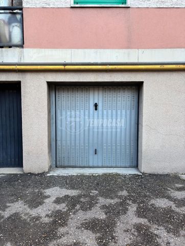 Garage/posto auto in residenziale in 