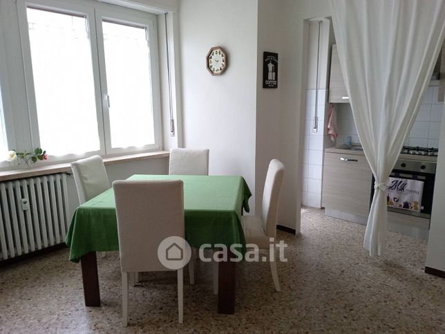Appartamento in residenziale in Viale C. Cavour 9