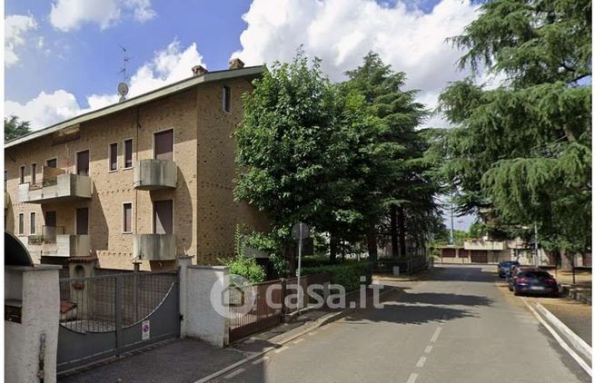 Box/posto auto in residenziale in Via Trento