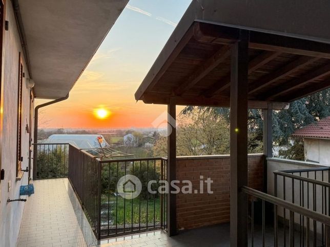 Appartamento in residenziale in Via G. Merini 3