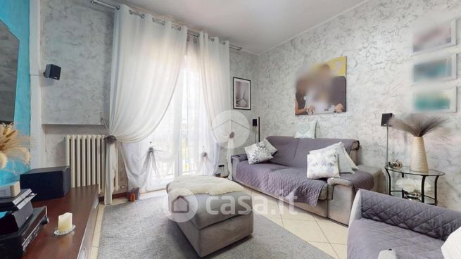 Appartamento in residenziale in Via Valassina 33