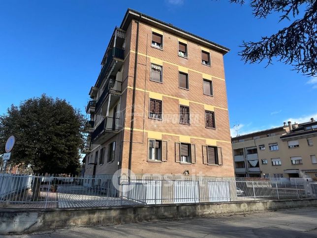 Appartamento in residenziale in Via Matilde da Canossa 3