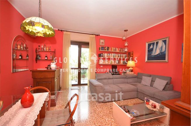 Appartamento in residenziale in Via Alessandro Manzoni 77