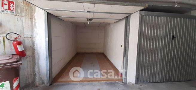 Garage/posto auto in residenziale in Via Francesco Rismondo