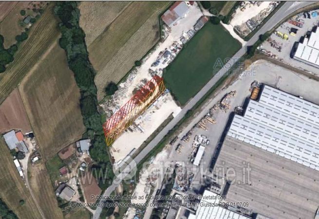 Terreno agricolo in commerciale in Via Paganica