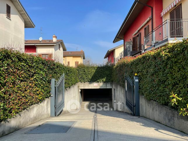 Garage/posto auto in residenziale in Via San Zeno