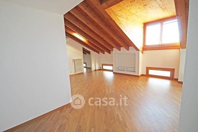 Attico/mansarda in residenziale in Via Giuseppe Garibaldi