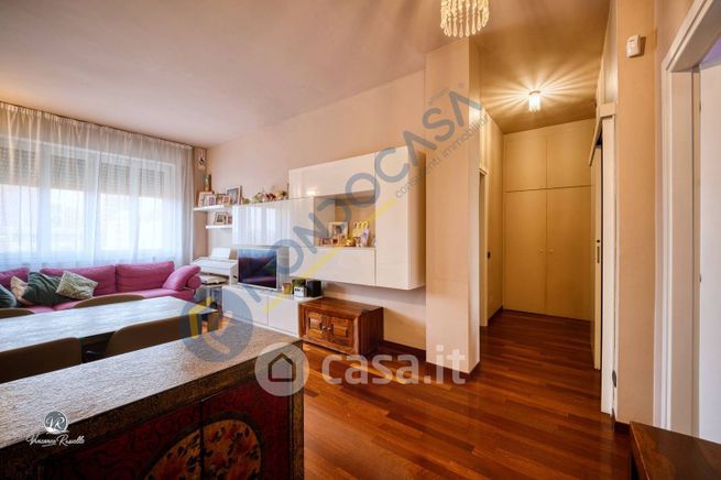 Appartamento in residenziale in Via Fratelli Picardi 232