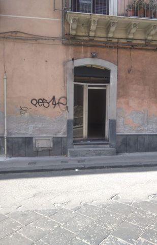 Negozio/locale commerciale in commerciale in Via San NicolÃ² Al Borgo