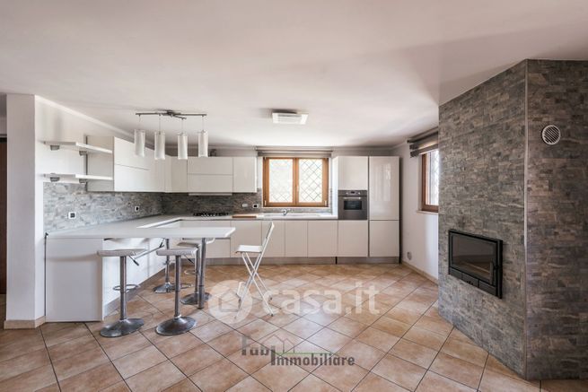 Villa in residenziale in Via Francesco Rea 13