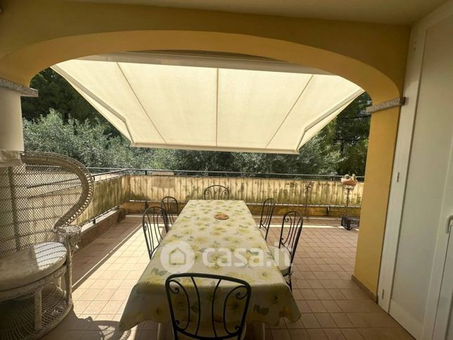 Appartamento in residenziale in Via Pasteur 70 E