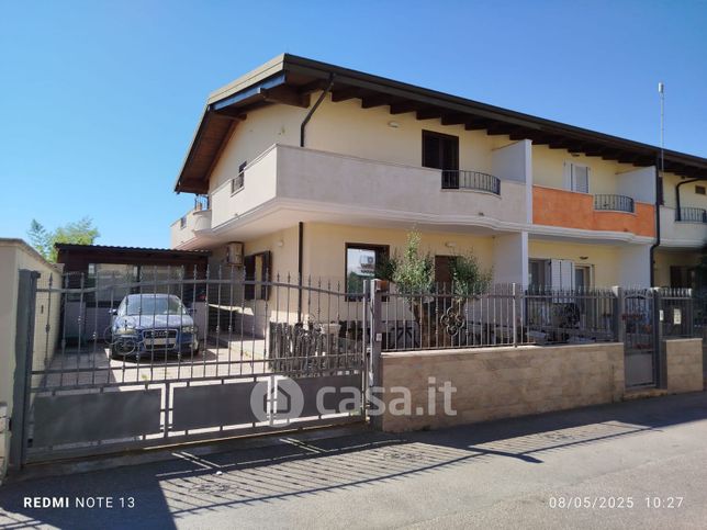 Villa in residenziale in 