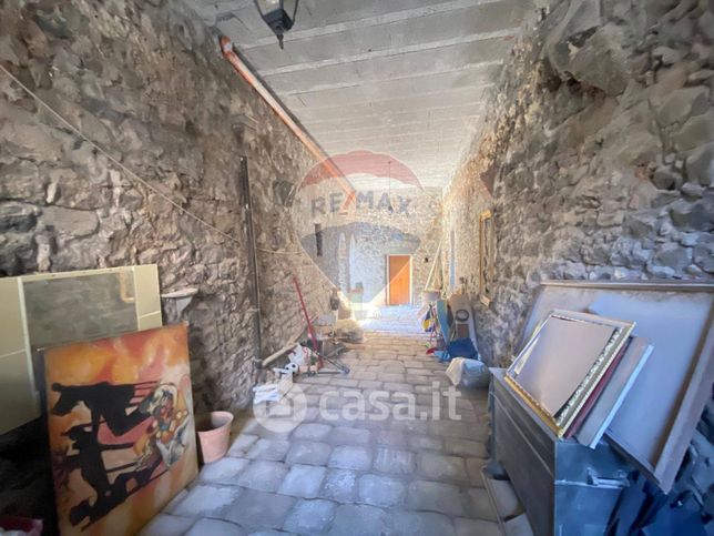 Casa indipendente in residenziale in Via Pozzo Rotondo 49