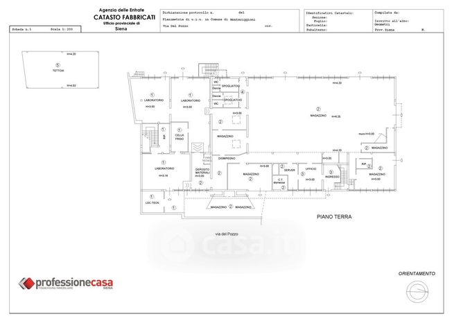 Capannone in commerciale in 